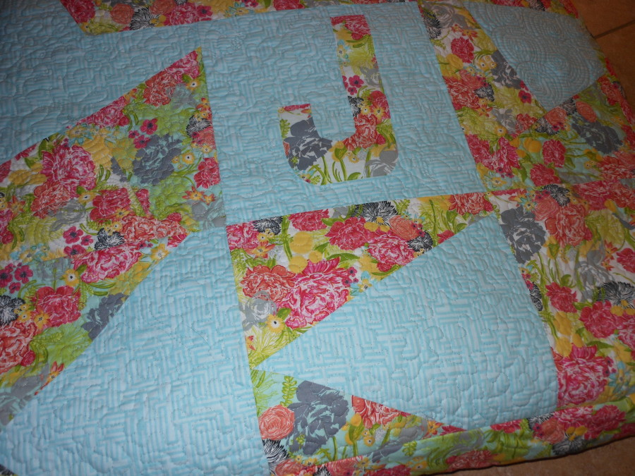 The free motion quilting really stands out and looks it's best when using the fusible fleece.