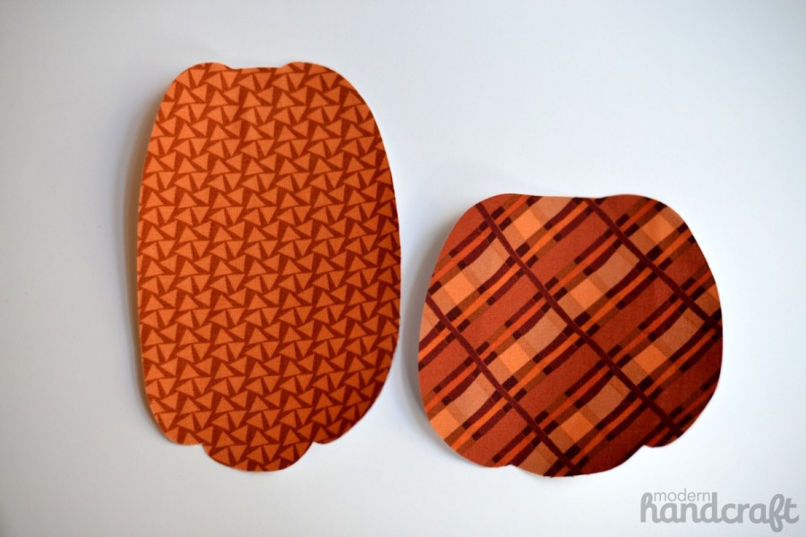 Modern Handcraft for Therm O Web // Jennifer Jangles Week - Autumn Pumpkin Pillow