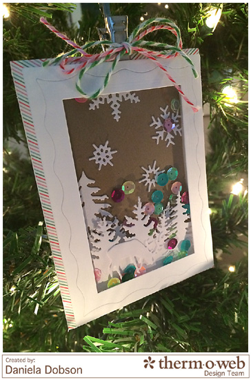 Shaker card tree by Daniela Dobson