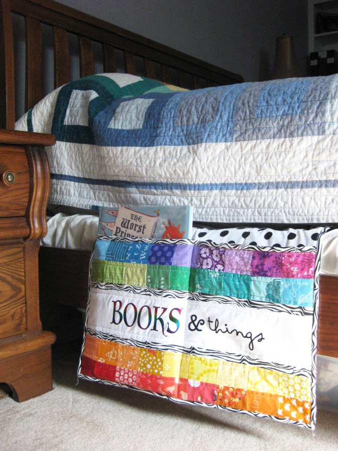 book caddy bed 1
