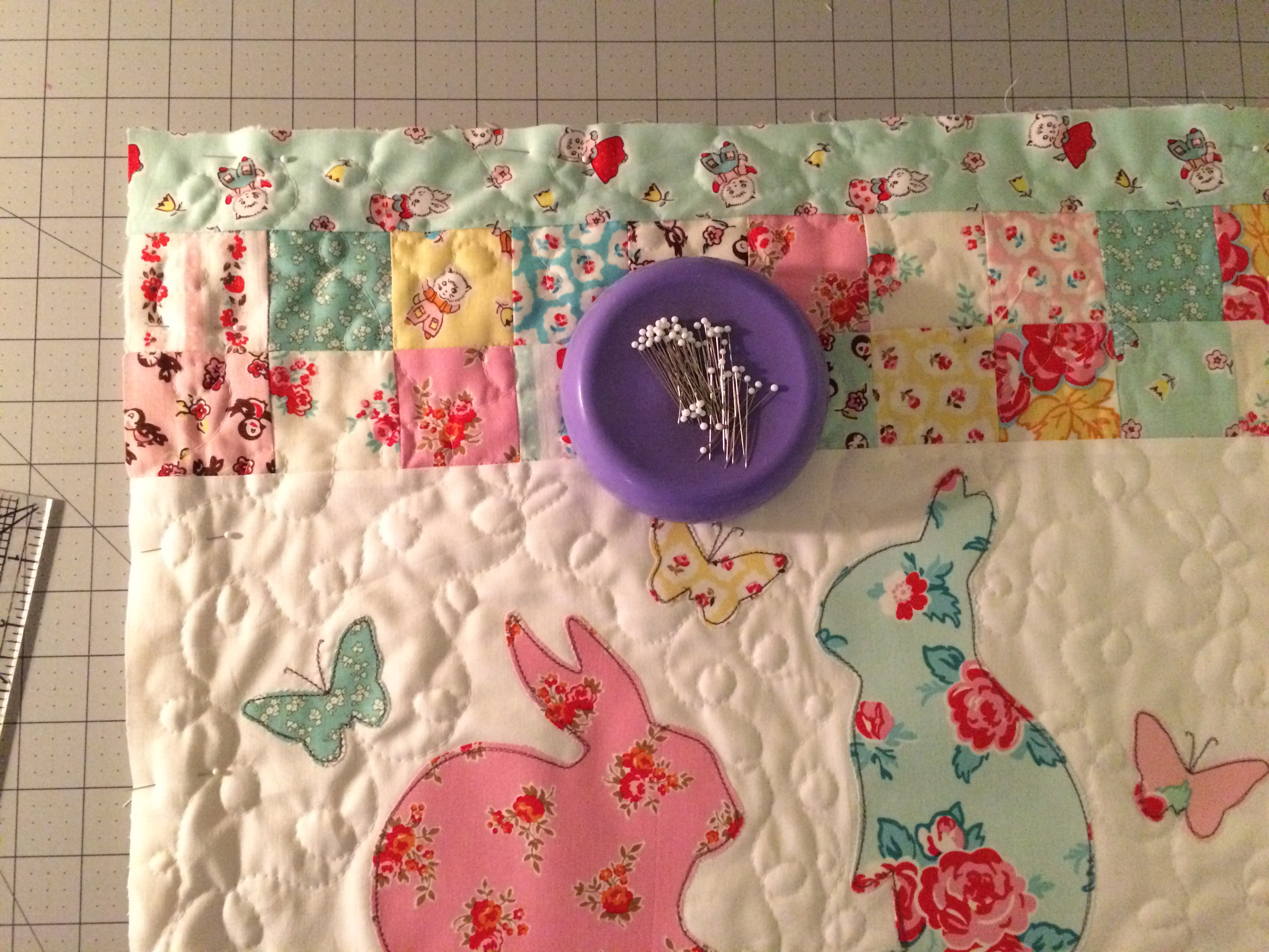 bunny applique pillow and quilt 19