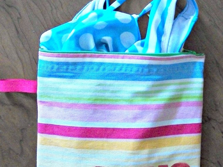 Wet Swimsuit Fun in the Sun tote with Deco Foil