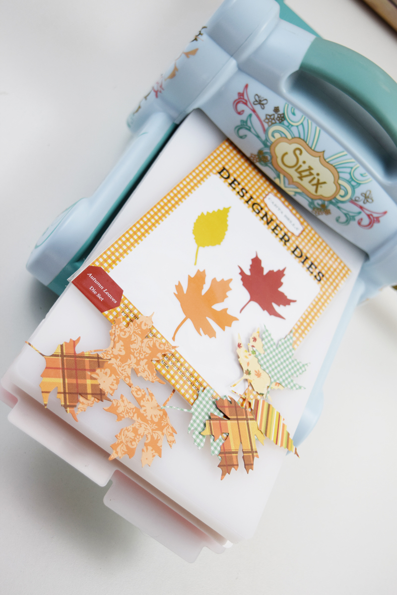 Fall layout with #decofoil leaves by @jbckadams for @thermoweb #decofoil #thermoweb #scrapbooking #papercrafting