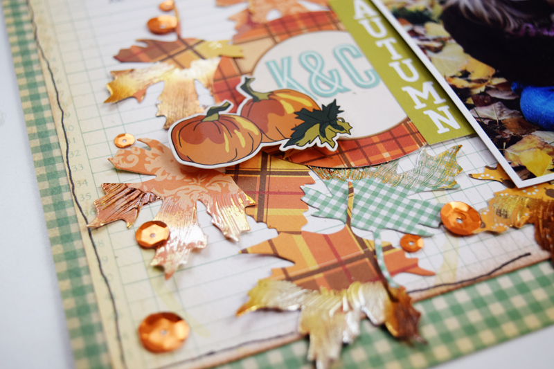 Fall layout with #decofoil leaves by @jbckadams for @thermoweb #decofoil #thermoweb #scrapbooking #papercrafting