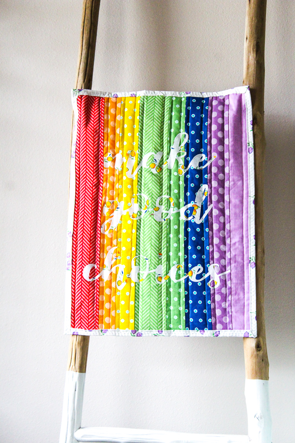 Heat N Bond Applique Rainbow Back to School Mini Quilt | www.blog.thermoweb.com