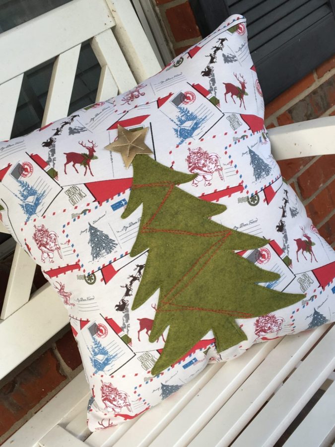 Sculptured Christmas Tree Holiday Pillow Tutorial