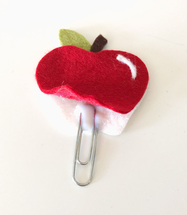 use fabric fuse to make the apple planner clip