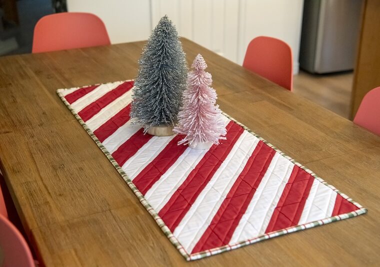 candy cane table runner finished project