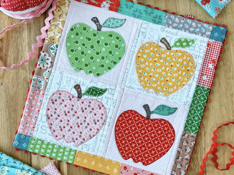 Freshly Picked Mini Quilt – A Project for the Therm O Web Blog